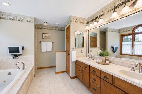 Tiny photo for 2617 Crystal Way, Crystal Lake, IL 60012 (MLS # 12755901)