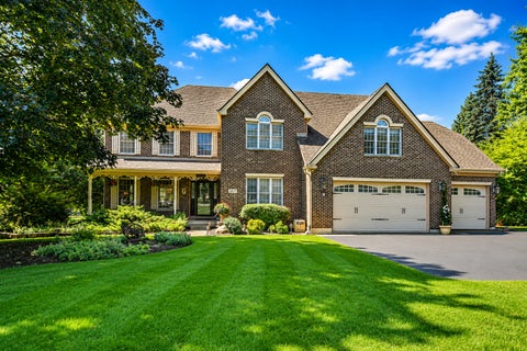 Photo of 2617 Crystal Way, Crystal Lake, IL 60012 (MLS # 12755901)