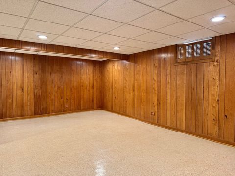 Tiny photo for 1440 S 4th Avenue, Des Plaines, IL 60018 (MLS # 12492149)