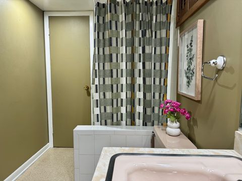 Tiny photo for 1440 S 4th Avenue, Des Plaines, IL 60018 (MLS # 12492149)