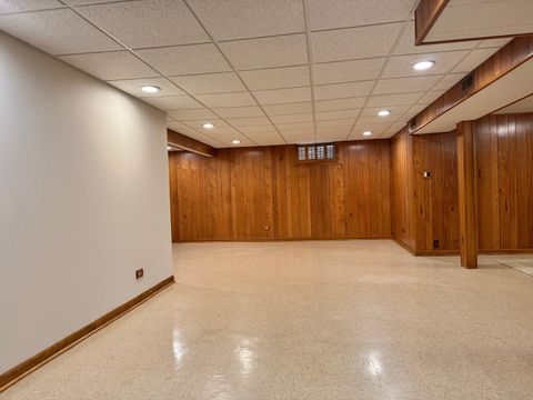 Tiny photo for 1440 S 4th Avenue, Des Plaines, IL 60018 (MLS # 12492149)