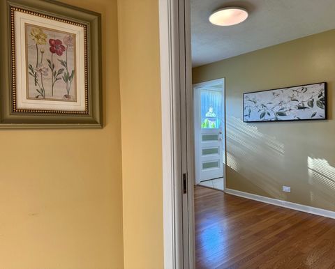 Tiny photo for 1440 S 4th Avenue, Des Plaines, IL 60018 (MLS # 12492149)