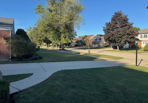 Tiny photo for 1440 S 4th Avenue, Des Plaines, IL 60018 (MLS # 12492149)