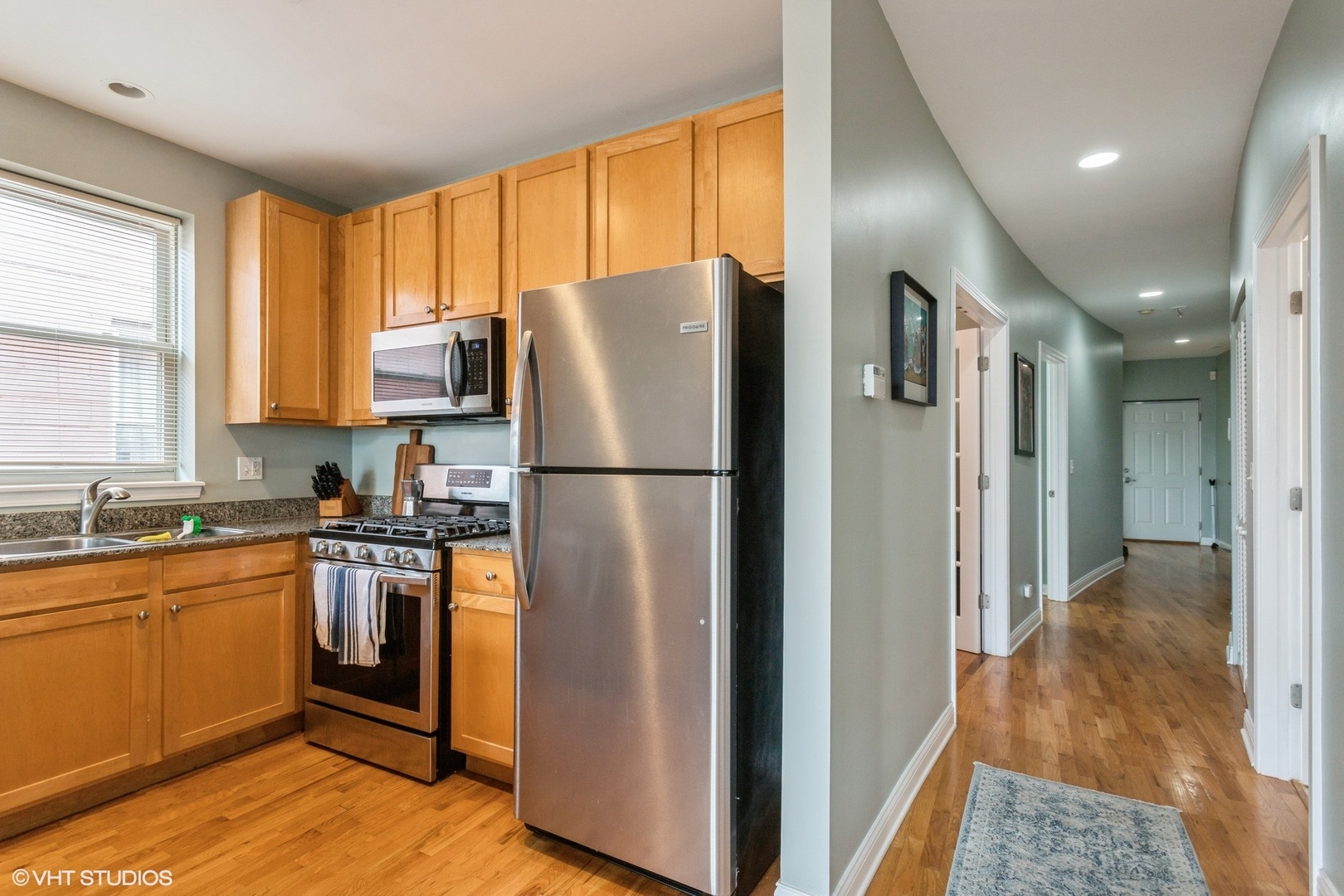 2815 W Howard Street 3E