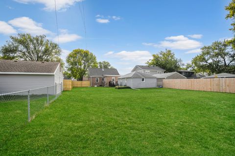 Tiny photo for 7828 Suburban Lane, Bridgeview, IL 60455 (MLS # 12495977)