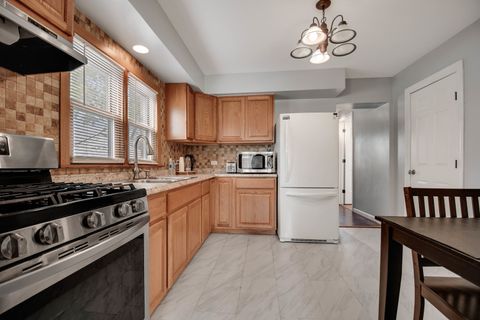 Tiny photo for 7828 Suburban Lane, Bridgeview, IL 60455 (MLS # 12495977)