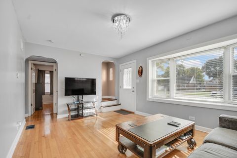 Tiny photo for 7828 Suburban Lane, Bridgeview, IL 60455 (MLS # 12495977)