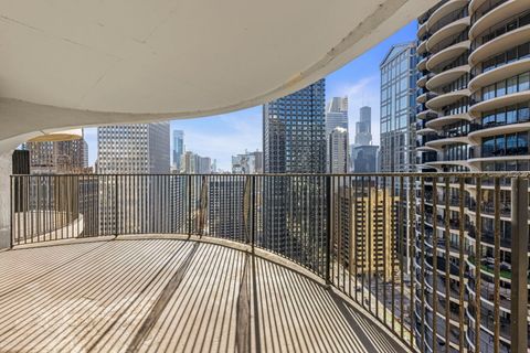 Tiny photo for 300 N State Street #3235, Chicago, IL 60654 (MLS # 12522429)