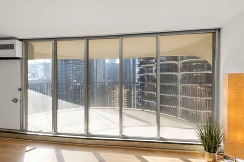 Tiny photo for 300 N State Street #3235, Chicago, IL 60654 (MLS # 12522429)