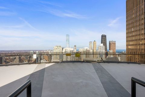 Tiny photo for 300 N State Street #3235, Chicago, IL 60654 (MLS # 12522429)