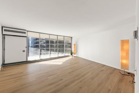 Tiny photo for 300 N State Street #3235, Chicago, IL 60654 (MLS # 12522429)