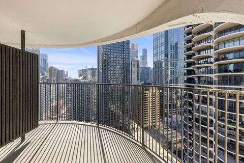 Tiny photo for 300 N State Street #3235, Chicago, IL 60654 (MLS # 12522429)