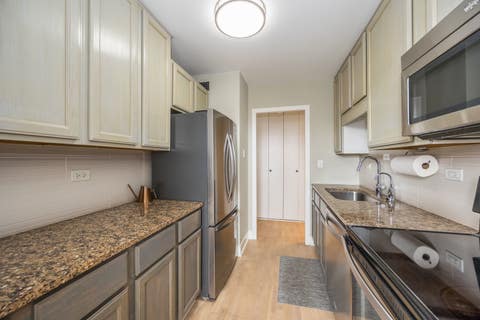 Tiny photo for 1355 N Sandburg Terrace #2206D, Chicago, IL 60610 (MLS # 12728949)