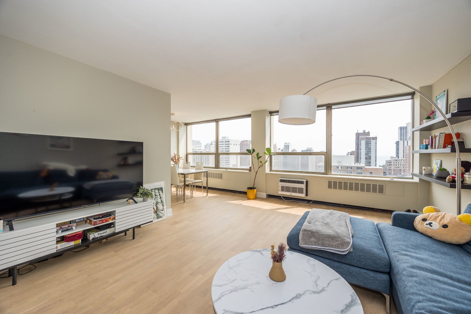 1355 N Sandburg Terrace 2206D