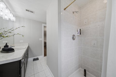 Tiny photo for 8402 S Thomas Avenue, Bridgeview, IL 60455 (MLS # 12742752)