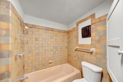 Tiny photo for 801 W Oregon Street, Urbana, IL 61801 (MLS # 12493933)