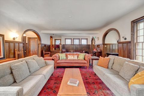 Tiny photo for 801 W Oregon Street, Urbana, IL 61801 (MLS # 12493933)