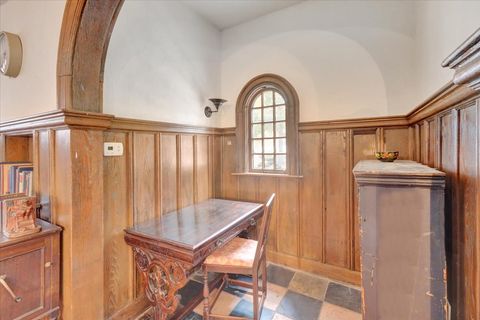 Tiny photo for 801 W Oregon Street, Urbana, IL 61801 (MLS # 12493933)