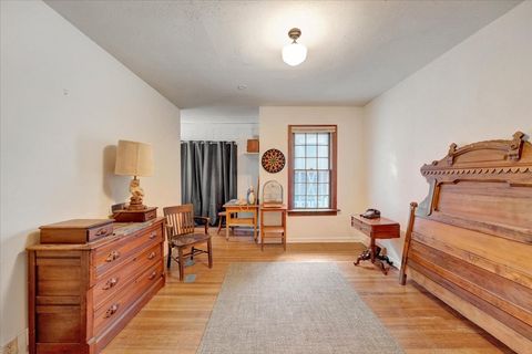 Tiny photo for 801 W Oregon Street, Urbana, IL 61801 (MLS # 12493933)