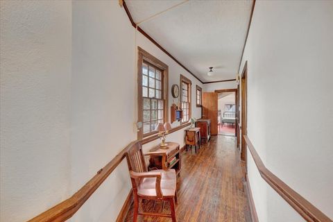 Tiny photo for 801 W Oregon Street, Urbana, IL 61801 (MLS # 12493933)