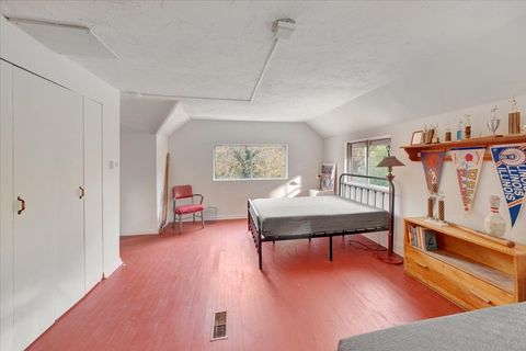 Tiny photo for 801 W Oregon Street, Urbana, IL 61801 (MLS # 12493933)