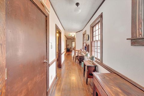 Tiny photo for 801 W Oregon Street, Urbana, IL 61801 (MLS # 12493933)