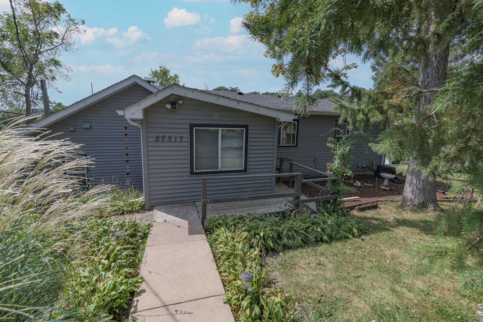 Listing image 5