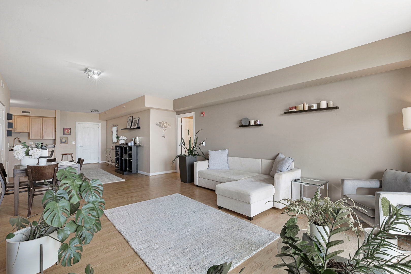 8300 Callie Avenue 601