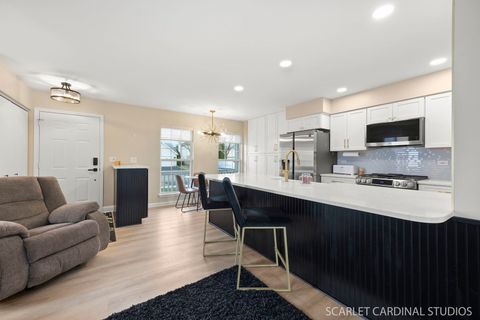 Tiny photo for 2828 Bluewater Circle, Naperville, IL 60564 (MLS # 12555655)