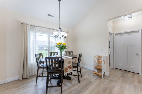 Tiny photo for 1117 Early Bird Lane, Marion, IL 62959 (MLS # 12607443)