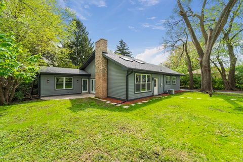 A home in Glen Ellyn