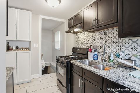 Tiny photo for 2609 N Pine Street, Waukegan, IL 60087 (MLS # 12617779)