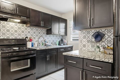 Tiny photo for 2609 N Pine Street, Waukegan, IL 60087 (MLS # 12617779)