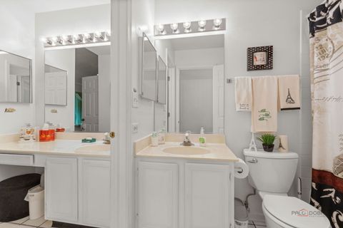 Tiny photo for 422 Sandhurst Lane, South Elgin, IL 60177 (MLS # 12589001)