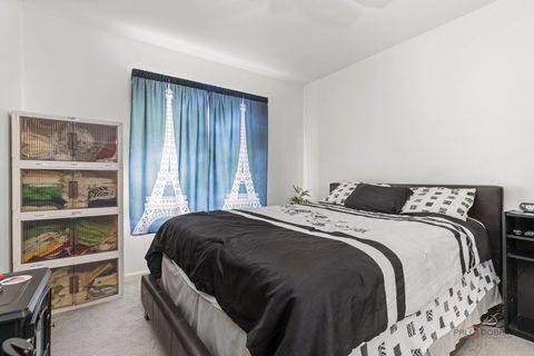 Tiny photo for 422 Sandhurst Lane, South Elgin, IL 60177 (MLS # 12589001)