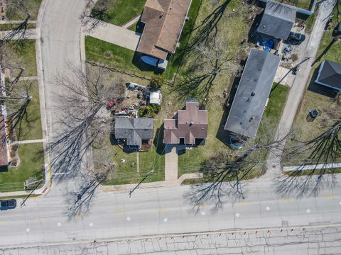 Tiny photo for 464 N Maple Street, Manteno, IL 60950 (MLS # 12604437)