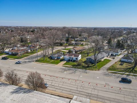 Tiny photo for 464 N Maple Street, Manteno, IL 60950 (MLS # 12604437)