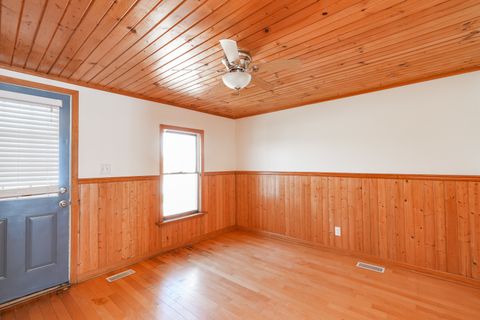 Tiny photo for 464 N Maple Street, Manteno, IL 60950 (MLS # 12604437)