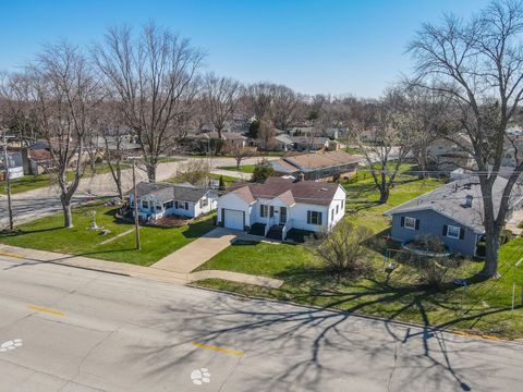 Tiny photo for 464 N Maple Street, Manteno, IL 60950 (MLS # 12604437)