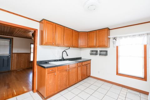 Tiny photo for 464 N Maple Street, Manteno, IL 60950 (MLS # 12604437)