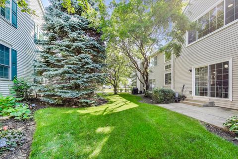 Tiny photo for 4 Haverton Court, Streamwood, IL 60107 (MLS # 12491051)
