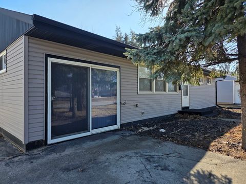 Tiny photo for 15603 Park Lane, South Holland, IL 60473 (MLS # 12614794)