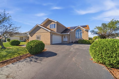 Photo of 20104 Marlin Avenue, Lynwood, IL 60411 (MLS # 12790610)