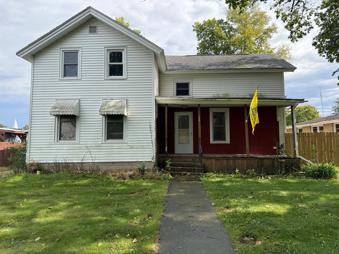 124 S Elm Street