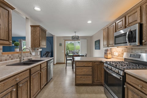 Tiny photo for 2632 Revo Road, Davenport, IA 52806 (MLS # 12721888)