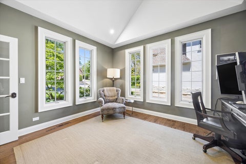 Tiny photo for 829 S Thurlow Street, Hinsdale, IL 60521 (MLS # 12697499)