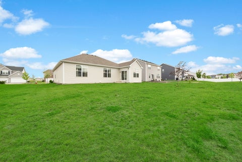 Tiny photo for 135 S Devoe Drive, Oswego, IL 60543 (MLS # 12652100)