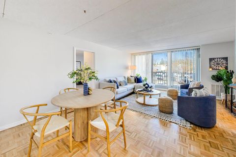 Tiny photo for 1625 SHERIDAN Road #213, Wilmette, IL 60091 (MLS # 12619373)