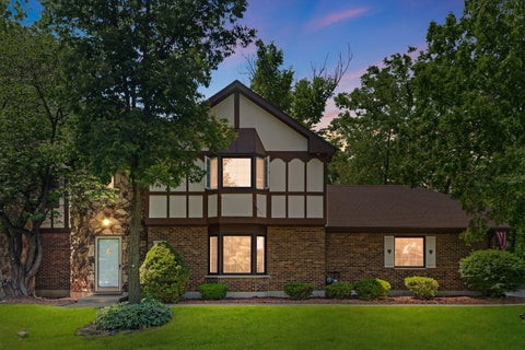 Tiny photo for 11716 S Black Forest Lane, Palos Park, IL 60464 (MLS # 12656473)