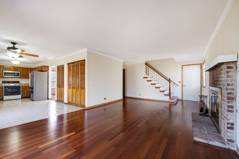 Tiny photo for 1008 Churchill Drive, Naperville, IL 60563 (MLS # 12570938)